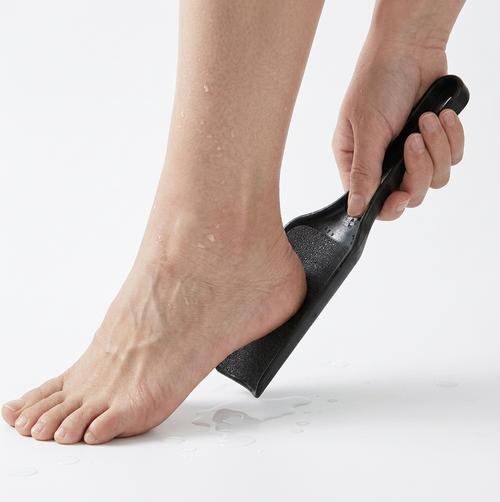 Ergonominen jalkaviila kaarevalla muotoilulla kantapään hoidossa